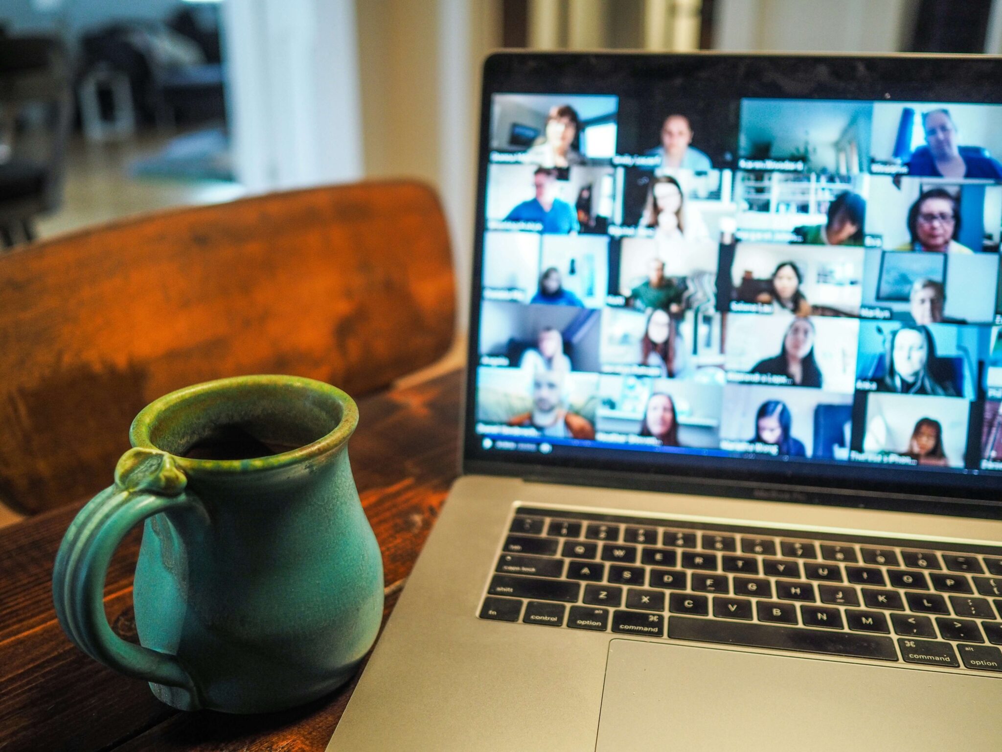 how to screen record whatsapp video calls with audio