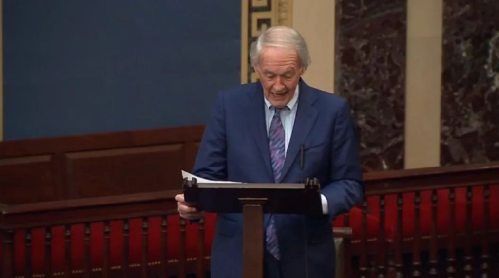 Edward Markey delivered a speech on the TikTok ban in the U.S. Senate. - EasyComment